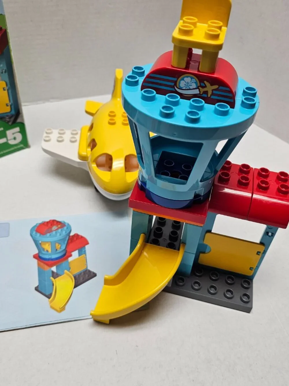 Lego Duplo Town Airport Tower Plane Pilot Luggage Boy Girl Toddler 10871 Set +